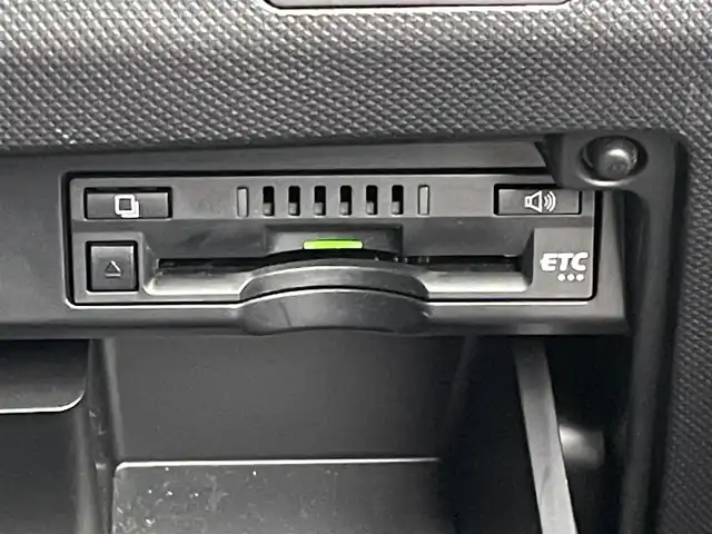 トヨタ エスティマ アエラス プレミアム G 香川県 2016(平28)年 8.6万km ブラック/レッドマイカメタリック 2トーン 純正10インチナビ(NSZN-Z66T)/→AM.FM/フルセグTV/Bluetooth/HDMI/バックカメラ/両側パワースライドドア/クルーズコントロール/前席シートヒーター/ハーフレザーシート/D席パワーシート/パワーバックドア/LEDヘッドライト/革巻きステアリング/ステアリングリモコン/コーナーセンサー/純正ドライブレコーダー/純正フロアマット/ドアバイザー/パワーウィンドウ/オートエアコン/ウィンカーミラー/ETC/スマートキー/プッシュスタート