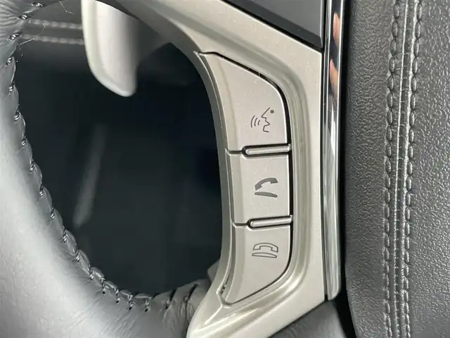 三菱 デリカＤ：５ シャモニー 千葉県 2025(令7)年 0.1千km グラファイトグレーメタリック/ブラックマイカ アルパイン11インチナビゲーション/フルセグＴＶ/Ｂｌｕｅｔｏｏｔｈ/ＡｐｐｌｅＣａｒＰｌａｙ/ＡｎｄｒｏｉｄＡｕｔｏ/USB/HDMI/後席フリップダウンモニター　/レーダークルーズコントロール/全方位カメラ　/ハーフレザーシート/両側パワースライドドア　/ハンドルヒーター/純正アルミホイール/純正LEDヘッドライト/オートライト/電動パーキングブレーキ/ブラインドスポットモニター/スマートキー