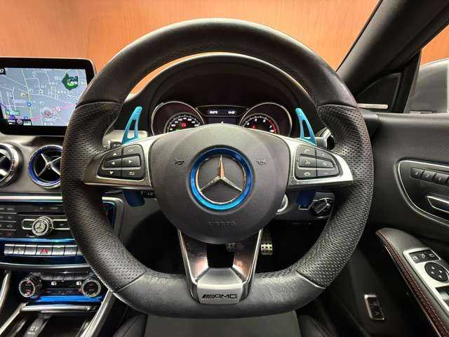 メルセデス・ベンツ ＣＬＡ１８０ AMG スタイル 千葉県 2018(平30)年 2.9万km マウンテングレー ＡＭＧプレミアムパッケージ　/パノラマＳＲ　/１オーナー　/ｈ／ｋサウンド　/アンビエントライト　/純正ナビ　/バックカメラ　/ＡＣＣ　/ＢＳＭ　/ＬＥＤヘッドライト　/オートライト　/半革　/シートヒーター　/パワーシート
