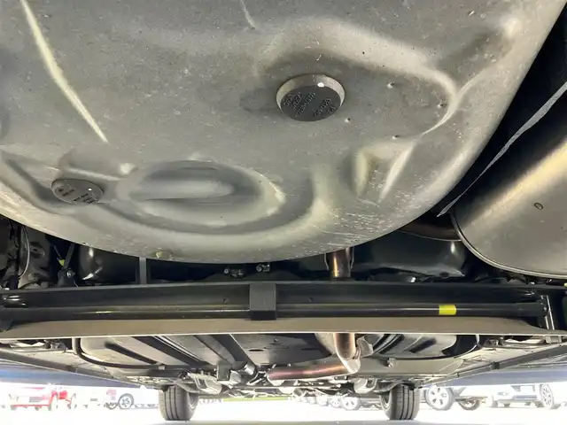 トヨタ シエンタ G 大阪府 2017(平29)年 2.3万km ブラックマイカ モデリスタエアロ/純正ナビ(CD/DVD/BT/フルセグ)/バックカメラ/両側パワースライドドア/ETC2.0/ワンオーナー/USB入力端子/ウォークスルー/純正フロアマット/横滑り防止装置/レーンキープアシスト/オートライト/オートマチックハイビーム/LEDヘッドライト/Wエアバック/純正ホイールキャップ車載/エンジンスタートボタン/スマートキー/パワーステアリング/パワーウィンドウ/アイドリングストップ/オートエアコン/社外アルミホイール/ABS/Wエアバック