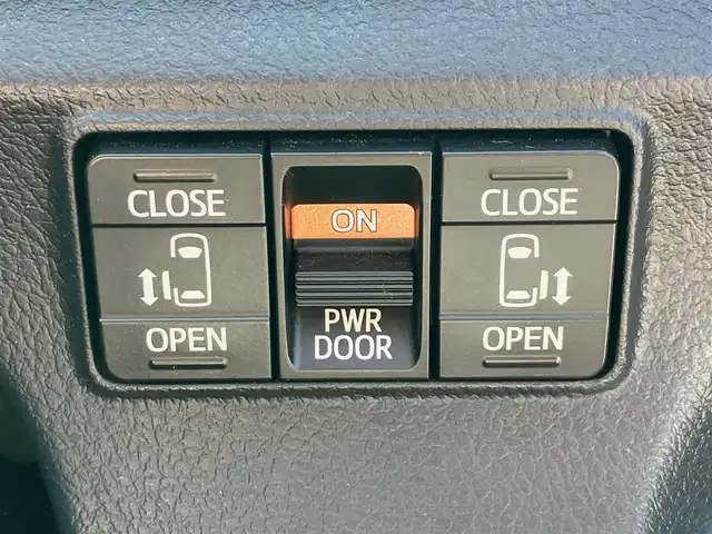 トヨタ シエンタ G 大阪府 2017(平29)年 2.3万km ブラックマイカ モデリスタエアロ/純正ナビ(CD/DVD/BT/フルセグ)/バックカメラ/両側パワースライドドア/ETC2.0/ワンオーナー/USB入力端子/ウォークスルー/純正フロアマット/横滑り防止装置/レーンキープアシスト/オートライト/オートマチックハイビーム/LEDヘッドライト/Wエアバック/純正ホイールキャップ車載/エンジンスタートボタン/スマートキー/パワーステアリング/パワーウィンドウ/アイドリングストップ/オートエアコン/社外アルミホイール/ABS/Wエアバック