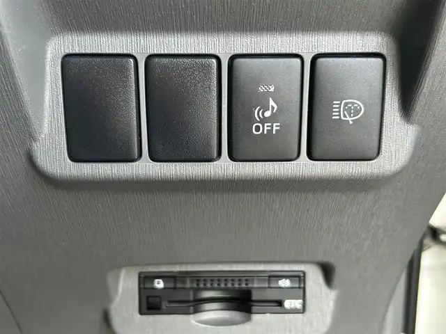 トヨタ プリウス α G 群馬県 2012(平24)年 7.5万km ホワイトパールクリスタルシャイン (株)IDOMが運営する【じしゃロン伊勢崎店】の自社ローン専用車両になりますこちらは現金またはオートローンご利用時の価格です。自社ローンご希望の方は別途その旨お申付け下さい/純正HDDナビゲーション/バックカメラ/CD/DVD/SD/BT/DTV/MSV/ビルトインETC/クルーズコントロール/LEDヘッドライト/フォグライト/オートライト/ドアバイザー/純正フロアマット