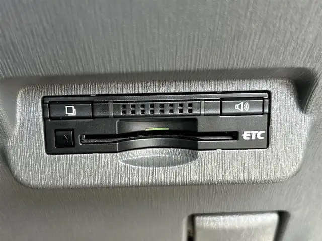 トヨタ プリウス α G 群馬県 2012(平24)年 7.5万km ホワイトパールクリスタルシャイン (株)IDOMが運営する【じしゃロン伊勢崎店】の自社ローン専用車両になりますこちらは現金またはオートローンご利用時の価格です。自社ローンご希望の方は別途その旨お申付け下さい/純正HDDナビゲーション/バックカメラ/CD/DVD/SD/BT/DTV/MSV/ビルトインETC/クルーズコントロール/LEDヘッドライト/フォグライト/オートライト/ドアバイザー/純正フロアマット