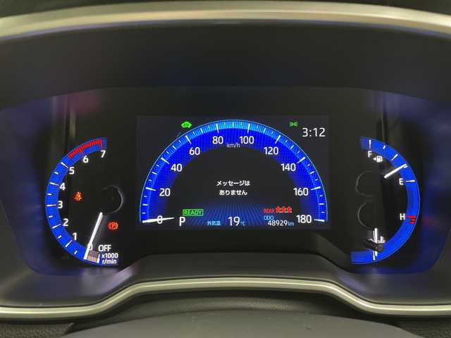 トヨタ カローラ クロス ハイブリッド Z 新潟県 2022(令4)年 4.9万km プラチナホワイトパールマイカ ４WD/純正ディスプレイオーディオ/（BT/FM/AM/フルセグTV）/バックカメラ/ステアリングスイッチ/パワーシート/ハーフレザーシート/シートヒーター/電動リアゲート/TVキャンセラー/シーケンシャルウィンカー/電格ミラー/純正LEDオートヘッドライト/フロントフォグライト/ヘッドライトレベライザー/電格ミラー/ETC