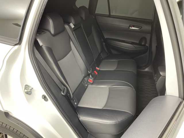 トヨタ カローラ クロス ハイブリッド Z 新潟県 2022(令4)年 4.9万km プラチナホワイトパールマイカ ４WD/純正ディスプレイオーディオ/（BT/FM/AM/フルセグTV）/バックカメラ/ステアリングスイッチ/パワーシート/ハーフレザーシート/シートヒーター/電動リアゲート/TVキャンセラー/シーケンシャルウィンカー/電格ミラー/純正LEDオートヘッドライト/フロントフォグライト/ヘッドライトレベライザー/電格ミラー/ETC