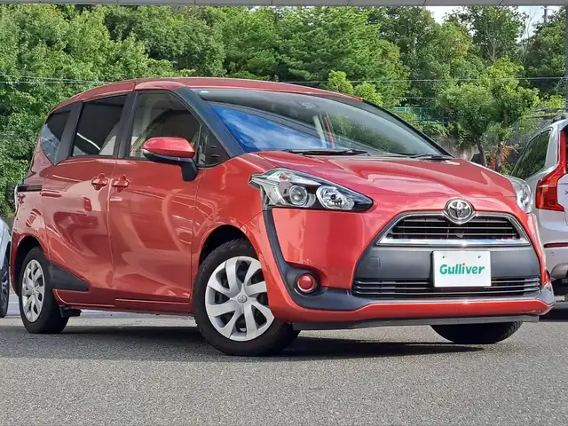 トヨタ シエンタ G 大阪府 2016(平28)年 5.8万km レッドマイカM /禁煙車//ワンオーナー//社外SDナビ/MDV-Z702W//Bluetooth/CD/DVD/SD/USB//フルセグテレビ//バックカメラ//ビルトインETC//両側パワースライドドア//ステアリングスイッチ//衝突軽減ブレーキ//純正フロアマット//取説・保証書・記録簿