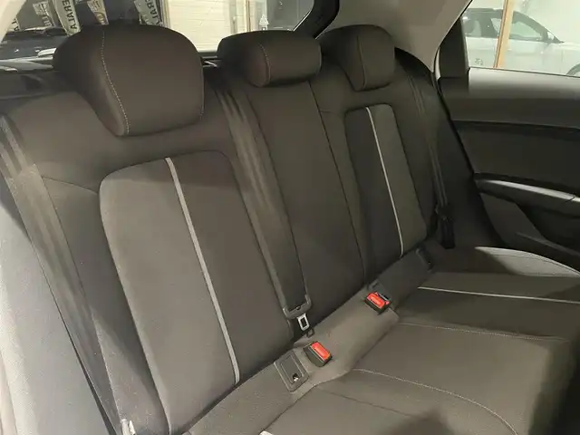 アウディ Ａ１ SB 35TFSI アドバンスド 愛知県 2020(令2)年 4.3万km グレイシアホワイトメタリック コントラストルーフ　/コンビニエンスＰＫＧ　/アシスタンスＰＫＧ　/ナビゲーションＰＫＧ　/バーチャルコクピット/MMIナビゲーション/シートヒーター　/Ｂｌｕｅｔｏｏｔｈ　/バックカメラ　/ＡｐｐｌｅＣａｒＰｌａｙ　/ＡｎｄｒｏｉｄＡｕｔｏ　/ACC/LKA/LEDヘッドライト/ドライブレコーダー/ETC２．０/プッシュスタート/ウィンカーミラー/アイドリングストップ