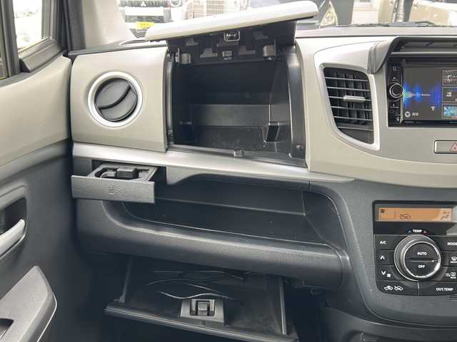 スズキ ワゴンＲ FZ 鳥取県 2014(平26)年 5.2万km クリスタルホワイトP ワンオーナー/プリクラッシュ/フルタイム４WD/スマートキーx2個/前席シートヒーター/純正エアロ/純正14インチAW/社外メモリナビ/ワンセグ・USB/革巻ステアリング/アイドリングストップ/オートエアコン/ETC/保証書・取説