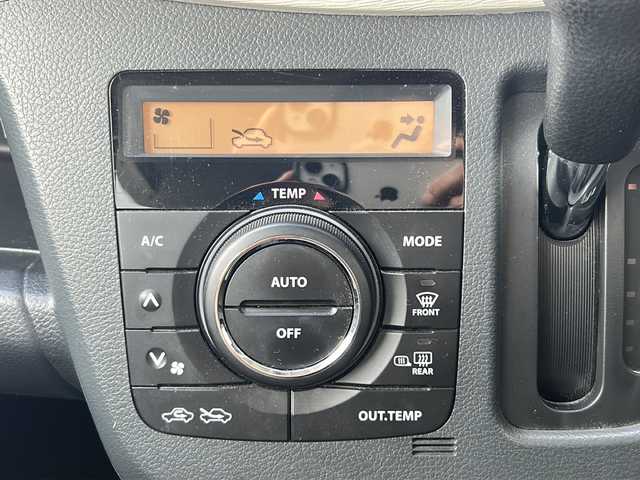 スズキ ワゴンＲ FZ 鳥取県 2014(平26)年 5.2万km クリスタルホワイトP ワンオーナー/プリクラッシュ/フルタイム４WD/スマートキーx2個/前席シートヒーター/純正エアロ/純正14インチAW/社外メモリナビ/ワンセグ・USB/革巻ステアリング/アイドリングストップ/オートエアコン/ETC/保証書・取説