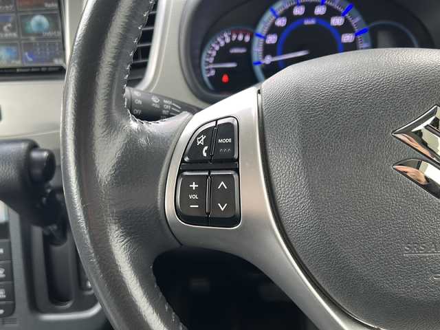 スズキ ワゴンＲ FZ 鳥取県 2014(平26)年 5.2万km クリスタルホワイトP ワンオーナー/プリクラッシュ/フルタイム４WD/スマートキーx2個/前席シートヒーター/純正エアロ/純正14インチAW/社外メモリナビ/ワンセグ・USB/革巻ステアリング/アイドリングストップ/オートエアコン/ETC/保証書・取説