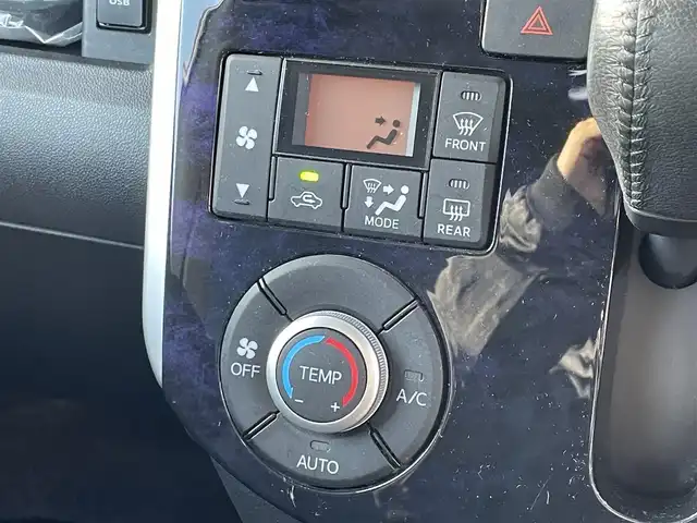 ダイハツ タント カスタムRSトップED VS SAⅢ 愛知県 2019(平31)年 9万km 赤 スマートキー/プッシュスタート/純正8インチナビ/（CD/DVD/FM/AM/BT/HDMI/USB）/フルセグTV/パノラミックビューモニター/純正10.1インチフリップダウンモニター/ETC/純正15インチAW/スマートアシスト3/両側パワースライドドア/ハーフレザーシート/シートヒーター/純正フロアマット/純正ドアバイザー/ステアリングスイッチ/取説、保証書