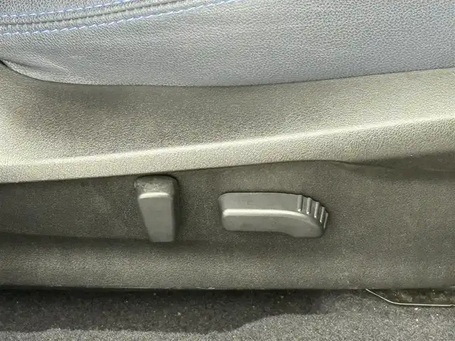 スバル ＸＶ ハイブリッド アドバンス 愛知県 2020(令2)年 2.9万km ラグーンブルーP ワンオーナー/4WD/純正8インチナビ/バックカメラ/地デジTV/アイサイト/プリクラッシュブレーキ/全車速追従機能付クルーズコントロール/（ECOクルーズコントロール機能付）/横滑り防止装置/スバルリヤビークルディテクション/コーナーセンサー/車線逸脱警報機能/オートライト/オートマチックハイビーム/LEDヘッドライト/LEDフォグランプ/シートメモリー/パワーシート/パドルシフト/前後ドライブレコーダー/ETC/純正18インチアルミホイール/純正フロアマット/プッシュスタート/スマートキー/スペアキー