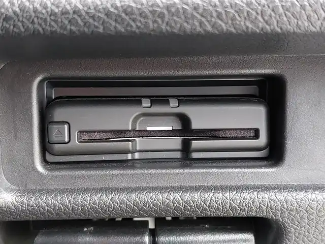 日産 エクストレイル ハイブリッド 20Xi 東京都 2020(令2)年 6.4万km ブリリアントホワイトパール オートプロパイロット/純正10インチナビ（MM519D-L）/CD/DVD/BT/AM/FM/TV/アラウンドビューモニター/ビルトインETC/ハーフレザーシート/全席シートヒーター/LEDヘッドライト/ルーフレール/デジタルインナーミラー/ハンズフリー電動リアゲート