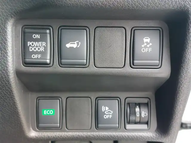 日産 エクストレイル ハイブリッド 20Xi 東京都 2020(令2)年 6.4万km ブリリアントホワイトパール オートプロパイロット/純正10インチナビ（MM519D-L）/CD/DVD/BT/AM/FM/TV/アラウンドビューモニター/ビルトインETC/ハーフレザーシート/全席シートヒーター/LEDヘッドライト/ルーフレール/デジタルインナーミラー/ハンズフリー電動リアゲート