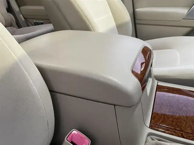 トヨタ ランドクルーザー AX 愛知県 2015(平27)年 10.6万km ホワイトパールクリスタルシャイン ECLIPSE SDナビ/フルセグTV/バックカメラ/Bluetooth/サンルーフ/モデリスタエアロ/デフロック/ETC