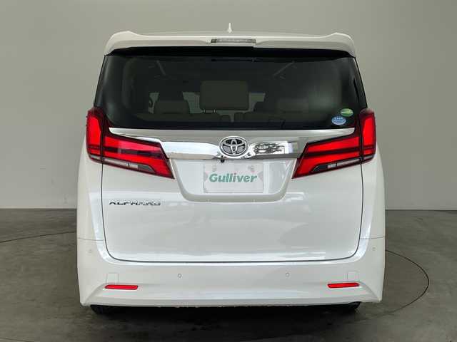 トヨタ アルファード G 兵庫県 2019(平31)年 7.3万km ホワイトパールクリスタルシャイン ・ワンオーナー車/・サンルーフ/・トヨタセーフティーセンス/・プリクラッシュセーフティ/・レーントレーシングアシスト/・レーダークルーズコントロール/・オートマチックハイビーム/・パーキングサポートブレーキ/・ロードサインアシスト/・先行車発進告知/・ナノイー/・純正10型ナビ＆フルセグ＆BT＆USB＆DVD&HDMI/・純正12型フリップダウンモニター/・両側パワースライドドア/・バックカメラ/・ビルトインETC2.0/・ベージュ革シート/・前席パワーシート/・運転席メモリーシート/・前席シートヒーター/・前席シートベンチレーション/・助手席、2列目オットマン/・ステアリングスイッチ/・ウッドコンビステアリング/・スマートキー/・プッシュスタート/・3眼LEDヘッドライト/・LEDフォグ/・オートライト/・AC１００V/・純正17インチアルミホイール