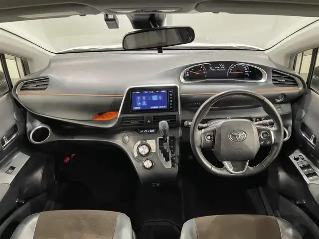 トヨタ シエンタ G クエロ 愛知県 2019(令1)年 7.6万km ヴィンテージブラウンパールクリスタルシャイン/ホワイトパールクリスタルシャイン ツートンカラー/純正SDナビ/CD/DVD/BT/フルセグTV/全方位カメラ/ビルドinETC/トヨタセーフティーセンス/衝突軽減ブレーキ/レーンキープアシスト/先行車発進お知らせ機能/LEDヘッドライト/オートライト/オートハイビーム/両側パワースライドドア/スマートキー/プッシュスタート/純正ドライブレコーダー