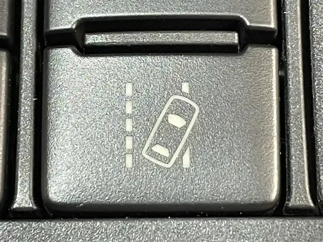 トヨタ シエンタ G クエロ 愛知県 2019(令1)年 7.6万km ヴィンテージブラウンパールクリスタルシャイン/ホワイトパールクリスタルシャイン ツートンカラー/純正SDナビ/CD/DVD/BT/フルセグTV/全方位カメラ/ビルドinETC/トヨタセーフティーセンス/衝突軽減ブレーキ/レーンキープアシスト/先行車発進お知らせ機能/LEDヘッドライト/オートライト/オートハイビーム/両側パワースライドドア/スマートキー/プッシュスタート/純正ドライブレコーダー