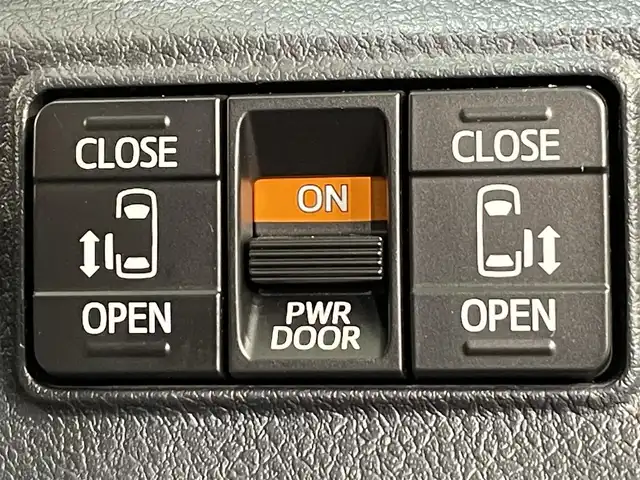 トヨタ シエンタ G クエロ 愛知県 2019(令1)年 7.6万km ヴィンテージブラウンパールクリスタルシャイン/ホワイトパールクリスタルシャイン ツートンカラー/純正SDナビ/CD/DVD/BT/フルセグTV/全方位カメラ/ビルドinETC/トヨタセーフティーセンス/衝突軽減ブレーキ/レーンキープアシスト/先行車発進お知らせ機能/LEDヘッドライト/オートライト/オートハイビーム/両側パワースライドドア/スマートキー/プッシュスタート/純正ドライブレコーダー