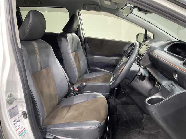 トヨタ シエンタ G クエロ 愛知県 2019(令1)年 7.6万km ヴィンテージブラウンパールクリスタルシャイン/ホワイトパールクリスタルシャイン ツートンカラー/純正SDナビ/CD/DVD/BT/フルセグTV/全方位カメラ/ビルドinETC/トヨタセーフティーセンス/衝突軽減ブレーキ/レーンキープアシスト/先行車発進お知らせ機能/LEDヘッドライト/オートライト/オートハイビーム/両側パワースライドドア/スマートキー/プッシュスタート/純正ドライブレコーダー