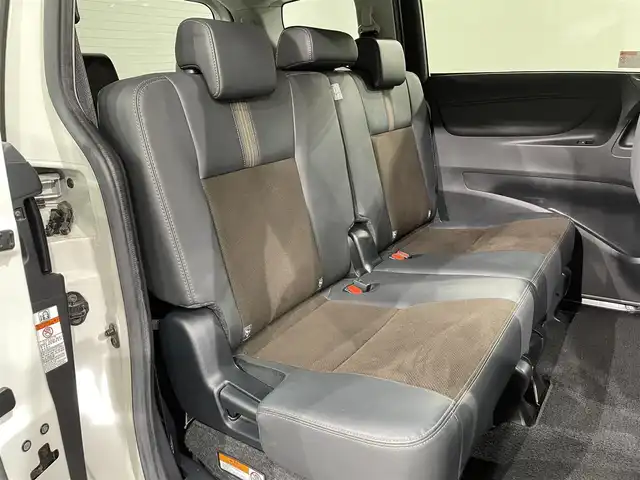 トヨタ シエンタ G クエロ 愛知県 2019(令1)年 7.6万km ヴィンテージブラウンパールクリスタルシャイン/ホワイトパールクリスタルシャイン ツートンカラー/純正SDナビ/CD/DVD/BT/フルセグTV/全方位カメラ/ビルドinETC/トヨタセーフティーセンス/衝突軽減ブレーキ/レーンキープアシスト/先行車発進お知らせ機能/LEDヘッドライト/オートライト/オートハイビーム/両側パワースライドドア/スマートキー/プッシュスタート/純正ドライブレコーダー