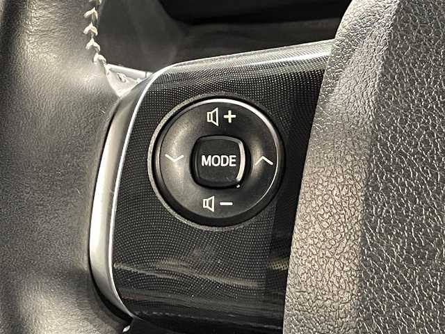 トヨタ シエンタ G クエロ 愛知県 2019(令1)年 7.6万km ヴィンテージブラウンパールクリスタルシャイン/ホワイトパールクリスタルシャイン ツートンカラー/純正SDナビ/CD/DVD/BT/フルセグTV/全方位カメラ/ビルドinETC/トヨタセーフティーセンス/衝突軽減ブレーキ/レーンキープアシスト/先行車発進お知らせ機能/LEDヘッドライト/オートライト/オートハイビーム/両側パワースライドドア/スマートキー/プッシュスタート/純正ドライブレコーダー