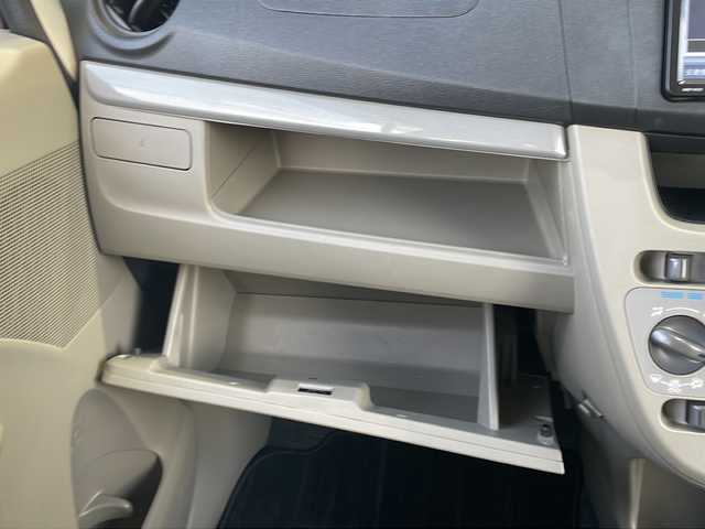 ダイハツ ムーヴ L 静岡県 2013(平25)年 8.4万km シルキーマルーンクリスタルメタリック 純正メモリナビ/・CD/・DVD/・フルセグＴＶ/・Bluetooth/・AM/・FM/主要装備/・ETC/・純正フロアマット/・Wエアバック/・リモコンキー/・純正ホイールキャップ