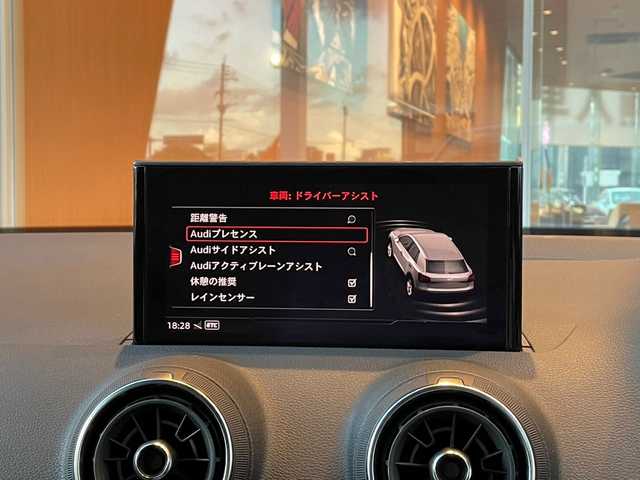 車両画像12