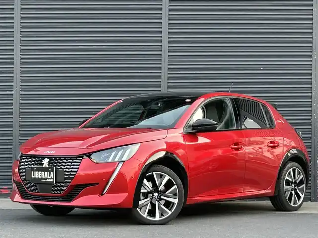 プジョー プジョー ２０８ GT 茨城県 2020(令2)年 5.1万km 赤 アクティブセーフティブレーキ　/ＡＣＣ　/ＬＫＡ　/ＢＳＭ　/Ｂカメラ　/パーキングセンサー　/ナビ　/１２セグ　/ＢＴ　/ＵＳＢ　/半革　/ＬＥＤ　/アンビエンスライト　/ワイヤレス充電　/ＥＴＣ　/純正１７インチＡＷ　/禁煙車