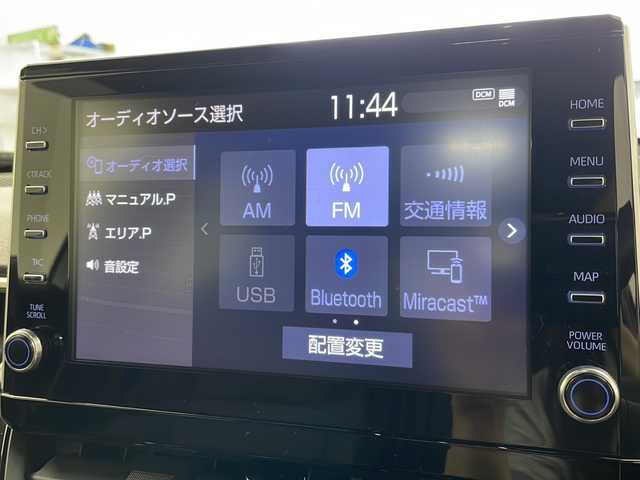 トヨタ カローラ クロス ハイブリッド Z 岐阜県 2022(令4)年 2.8万km アティチュードブラックマイカ モデリスタエアロ/トヨタセーフティセンス/・プリクラッシュセーフティ/・オートハイビーム/・レーダークルーズコントロール/・レーントレーシングアラート/・パーキングサポートブレーキ/・ロードサインアシスト/ブラインドスポットモニター/・リアクロストラフィックアラート/クリアランスソナー/純正9インチディスプレイオーディオ/・ナビキット/・Bluetooth/フルセグTV/Miracast/USB/パノラミックビューモニター/パワーバックドア/前後ドライブレコーダー/ワイヤレス充電/革巻きステアリング/・ステアリングスイッチ/ハーフレザーシート/・シートヒーター/・パワーシート/LEDヘッドライト/・フォグランプ/ルーフレール/プッシュスタート/スマートキー/純正フロアマット/純正ドアバイザー