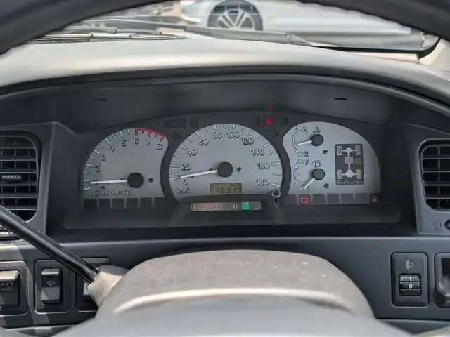 三菱 デリカ スペースギア アクティブフィールドED 福井県 2006(平18)年 9.7万km アメジストブラック ４ＷＤ/トランスファーレバー/社外HDDナビ　/オートエアコン　/オートステップ　/スペアキー　/ＥＴＣ　/電動格納ミラ－　/純正フロアーマット /8人乗