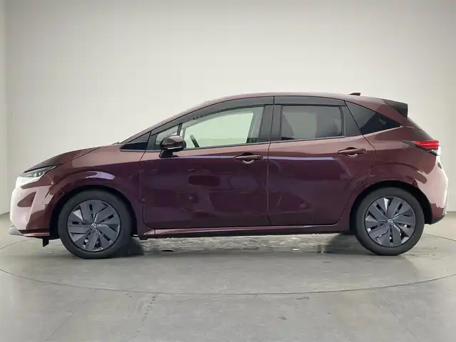 日産 ノート X 愛知県 2021(令3)年 5.3万km バーガンディー 純正９型ＤＡナビ　フルセグＴＶ　カープレイ　ＨＤＭＩ　全方位カメラ　寒冷地仕様　シートヒーター　ハンドルヒーター　ワイヤレス充電　ＢＳＭ　ＬＥＤオートライト　フォグ　ＥＴＣ２．０　コーナーセンサー　エマージェンシーブレーキ　オートホールド　禁煙車