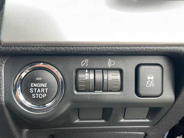 スバル レヴォーグ 1．6GT 新潟県 2014(平26)年 11.1万km クリスタルブラックシリカ ４WD/社外SDナビ/(BT/AM/FM/CD/DVD/フルセグTV)/クルーズコントロール/パドルシフト/ETC/ABS/横滑り防止機能/盗難防止装置/カーテンエアバック/ステアリングスイッチ/電格ミラー/社外17インチアルミホイール/純正フロアマット