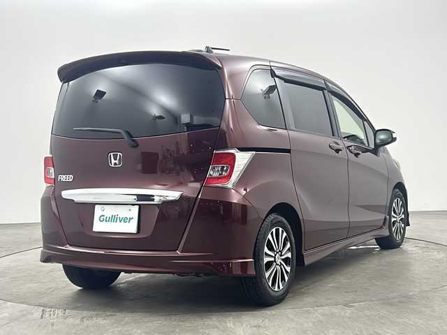ホンダ フリード Gエアロ 兵庫県 2015(平27)年 7.3万km プレミアムディープロッソパール ・純正ナビ・TV・CD・DVD・SD・BT/・両側パワースライドドア/・バックカメラ/・ビルトインETC/・コーナーセンサー/・HIDライト/・社外革調シートカバー/・コンフォートビュー/・純正15インチアルミホイール/・純正フロアマット/・シートカバー/・オートライト/・スマートキー