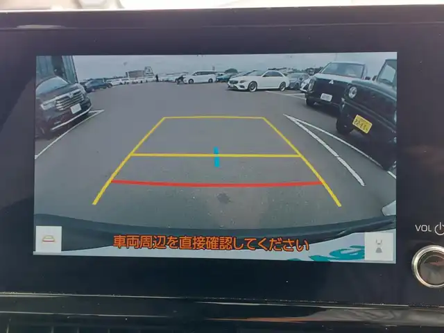 トヨタ カローラ クロス Z 東京都 2023(令5)年 1万km アティチュードブラックマイカ Toyota Safety Sense/・プリクラッシュセーフティ/・レーンディパーチャーアラート/・レーンチェンジアシスト/・先行車発進告知機能/・オートマチックハイビーム/・レーダークルーズコントロール/・クリアランスソナー/・パーキングサポートブレーキ/純正ナビ/フルセグTV/バックカメラ/ドライブレコーダー/ETC2.0/MTモード付きAT/ハーフレザーシート/運転席パワーシート/シートヒーター/LEDヘッドライト/オートライト/18インチ純正アルミホイール/純正フロアマット/ルーフレール