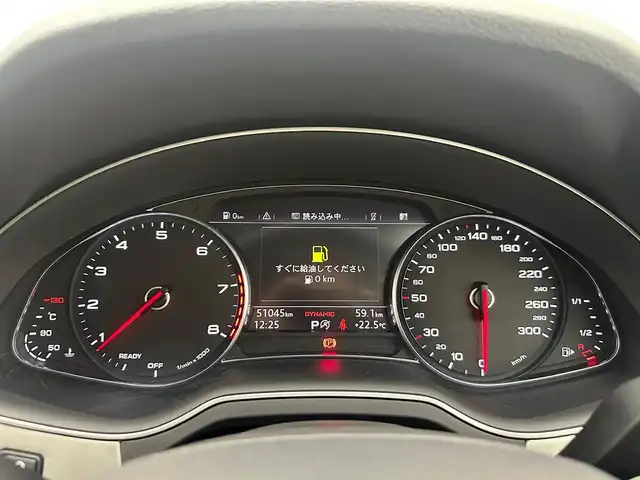 アウディ Ｑ７ 2．0TFSIクワトロ 兵庫県 2016(平28)年 5.1万km 白 純正ナビ/フルセグ CD DVD BT AUX USB/全方位モニター/レーダークルーズコントロール/衝突軽減ブレーキ/レーンキープアシスト/コーナーセンサー/パワーバックドア/ルーフレール/レザーシート/シートヒーター/パワーシート/電動格納サードシート/電子パーキング/オートホールド/LEDヘッドライト/オートライト/スマートキー