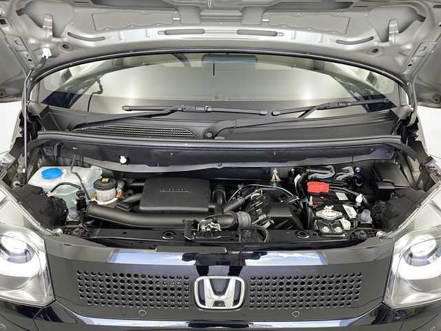 ホンダ Ｎ ＢＯＸ 岐阜県 2024(令6)年 0.2万km クリスタルブラックパール 8インチ純正ディスプレイオーディオ/　(ナビ/AM/FM/Bluetooth/フルセグTV)/バックカメラ/ホンダセンシング/衝突軽減ブレーキ/レーンキープアシスト/コーナーセンサー/レーダークルーズコントロール/LEDヘッドライト/オートハイビーム/片側パワースライドドア/電動パーキングブレーキ/スマートキー/純正フロアマット/純正ホイールキャップ