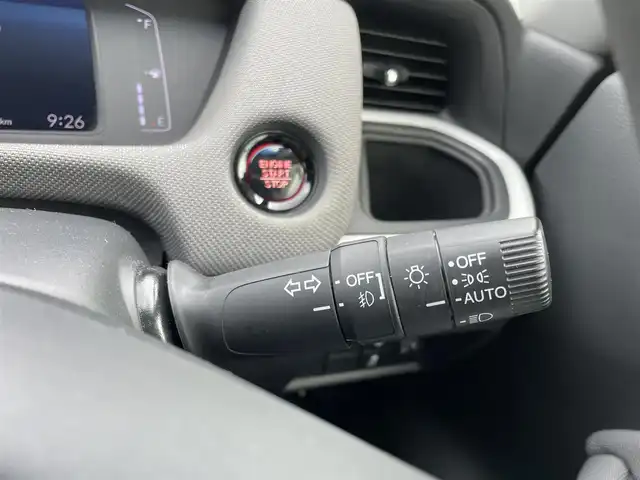ホンダ フィット ネス 福島県 2020(令2)年 2.7万km プレミアムクリスタルレッドM ワンオーナー/ホンダコネクト9インチメモリーナビ/CD/DVD/SD/BT/USB/フルセグTV/モデューロエアロ/ホンダセンシング/レーダークルーズコントロール/クリアランスソナー/アイドリングストップ/ステアリングリモコン/バックカメラ/ビルトインETC 2.0/オートライト/LEDヘッドライト/フォグライト/ドアバイザー/フロアマット