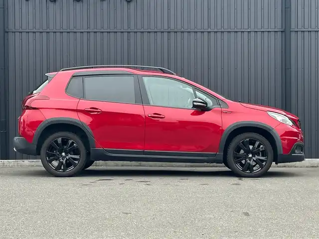プジョー ２００８ GTライン ブラックパック 福島県 2019(令1)年 3.8万km 赤 特別仕様車GTライン ブラックパック/・ブラックレザーシート/・ブラック17AW/純正ナビ(BT/USB)/フルセグ/ETC2.0/クルーズコントロール/前後ドライブレコーダー/シートヒーター/純正16AW付冬タイヤ積/ルーフレール/リモコンキー/ステアリングスイッチ/純正フロアマット/取扱説明書/保証書/スペアキー