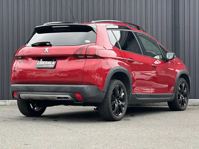 プジョー ２００８ GTライン ブラックパック 福島県 2019(令1)年 3.8万km 赤 特別仕様車GTライン ブラックパック/・ブラックレザーシート/・ブラック17AW/純正ナビ(BT/USB)/フルセグ/ETC2.0/クルーズコントロール/前後ドライブレコーダー/シートヒーター/純正16AW付冬タイヤ積/ルーフレール/リモコンキー/ステアリングスイッチ/純正フロアマット/取扱説明書/保証書/スペアキー