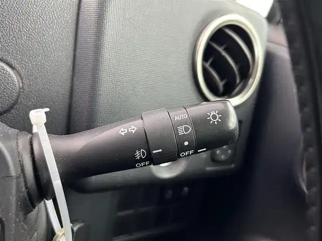 トヨタ スペイド F ジャック 愛知県 2015(平27)年 7.6万km ホワイトパールクリスタルシャイン 社外7型ＳＤナビ　/（フルセグＴＶ/BT/CD/DVD)/バックカメラ　　/前後ドラレコ　/ＥＴＣ　/片側パワスラ　/ドアバイザー　/ｎａｎｏｅ　/ＡＡＣ　/スマートキー　　/社外１５インチＡＷ　/純正フロアマット　/純正ＨＩＤヘッドライト
