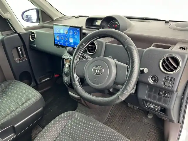 トヨタ スペイド F ジャック 愛知県 2015(平27)年 7.6万km ホワイトパールクリスタルシャイン 社外7型ＳＤナビ　/（フルセグＴＶ/BT/CD/DVD)/バックカメラ　　/前後ドラレコ　/ＥＴＣ　/片側パワスラ　/ドアバイザー　/ｎａｎｏｅ　/ＡＡＣ　/スマートキー　　/社外１５インチＡＷ　/純正フロアマット　/純正ＨＩＤヘッドライト
