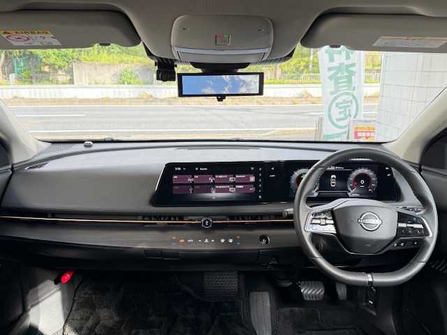 日産 アリア B9 e－4ORCE 大阪府 2024(令6)年 0.4万km 黒Ｍ /ワンオーナー//禁煙車//純正12.3インチワイドディスプレイナビ/・FM・AM・HDMI・Applecarplay・AndroidAuto・BT・フルセグTV・USB//ハーフレザーシート//前席メモリ付きパワーシート//全席シートヒーター//プロパイロット//デジタルインナーミラー//パワーバックドア//ステアリングヒーター//全周囲カメラ//プラズマクラスター//前・室内ドライブレコーダー//4WD//コーナーセンサー//置くだけ充電器//純正AW19インチ//保証書//取扱説明書//スペアキー//充電ケーブル