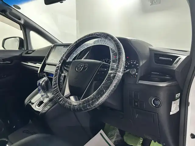 トヨタ アルファード S Aパッケージ タイプブラック 佐賀県 2017(平29)年 6.9万km ホワイトパールクリスタルシャイン 純正9インチナビ/フルセグTV/Bluetooth/CD/DVD/バックカメラ/サンルーフ/モデリスタエアロ/純正12.1インチフリップダウンモニター/衝突被害軽減システム/レーダークルーズコントロール/クリアランスソナー/オートライト/オートマチックハイビーム/LEDヘッドライト/フォグライト/電子パーキング/ブレーキホールド/両側パワースライドドア/パワーバックドア/ハーフレザーシート/オットマン/純正前方ドライブレコーダー/ビルトインETC2.0