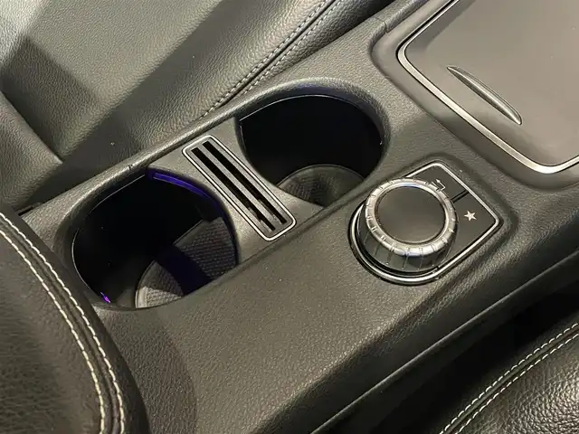 メルセデス・ベンツ ＧＬＡ２２０ 4マチック 宮城県 2019(令1)年 5.8万km ポーラホワイト プレミアムパッケージ/レーダーセーフティパッケージ/パノラミックスライディングルーフ/harman/kardonサウンドシステム/COMANDシステムHDDナビ/フルセグTV/バックカメラ/ブラックレザーシート/シートヒーター/メモリ機能付きパワーシート/キーレスゴー/パワーバックドア/LEDヘッドライト/純正18インチAW/ドライブレコーダー/ETC車載器