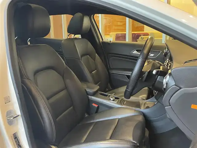 メルセデス・ベンツ ＧＬＡ２２０ 4マチック 宮城県 2019(令1)年 5.8万km ポーラホワイト プレミアムパッケージ/レーダーセーフティパッケージ/パノラミックスライディングルーフ/harman/kardonサウンドシステム/COMANDシステムHDDナビ/フルセグTV/バックカメラ/ブラックレザーシート/シートヒーター/メモリ機能付きパワーシート/キーレスゴー/パワーバックドア/LEDヘッドライト/純正18インチAW/ドライブレコーダー/ETC車載器