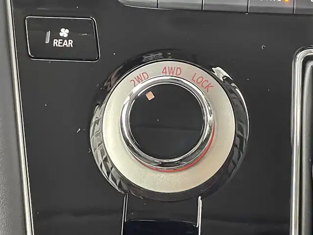 三菱 デリカＤ：５ シャモニー 道央・札幌 2025(令7)年 0.1千km グレーⅡ ・４WD/・アルパインBIGX11インチナビ/・フルセグ/BT/CD/DVD/HDMI/・アラウンドビューモニター/・アルパイン12.8型後席用モニター/・衝突被害軽減ブレーキ/・レーンキープアシスト/・レーダークルーズコントロール/・両側パワースライドドア/・パワーバックドア/・パワーシート/・シートヒーター/・ステアリングヒーター/・アイドリングストップ/・パドルシフト/・オートブレーキホールド/・ステアリングスイッチ/・スマートキー/・プッシュスタート/LEDヘッドライト