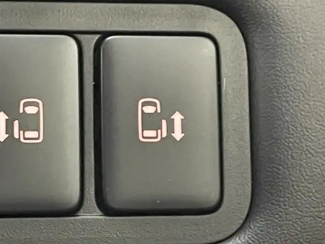 三菱 デリカＤ：５ シャモニー 道央・札幌 2025(令7)年 0.1千km グレーⅡ ・４WD/・アルパインBIGX11インチナビ/・フルセグ/BT/CD/DVD/HDMI/・アラウンドビューモニター/・アルパイン12.8型後席用モニター/・衝突被害軽減ブレーキ/・レーンキープアシスト/・レーダークルーズコントロール/・両側パワースライドドア/・パワーバックドア/・パワーシート/・シートヒーター/・ステアリングヒーター/・アイドリングストップ/・パドルシフト/・オートブレーキホールド/・ステアリングスイッチ/・スマートキー/・プッシュスタート/LEDヘッドライト