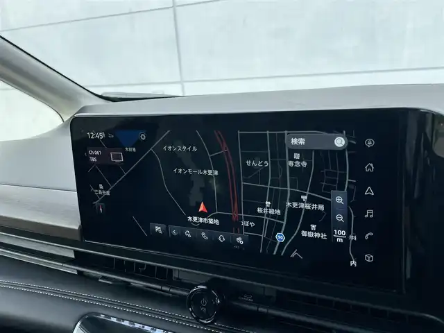 日産 セレナ e－パワー ハイウェイスター V 千葉県 2025(令7)年 0.1千km プリズムホワイト 登録済未使用車/・登録時走行距離12km/プロパイロット/・衝突軽減ブレーキ/レーンキープアシスト/・レーダークルーズコントロール/オートハイビーム/・クリアランスソナー/ブラインドスポットモニター/純正フリップダウンモニター/純正12.3インチナビ/・フルセグ/BT/HDMI/USB/カープレイ/アラウンドビューモニター/ステアリングスイッチ/ETC2.0/ワイヤレス充電/ドライブレコーダー(ナビ連動前後)/デジタルインナーミラー/両側パワースライドドア/ハンズフリースライドドア/LEDヘッドライト/オートライト/フォグライト/スマートキー/プッシュスタート/カラーコード：XKJ