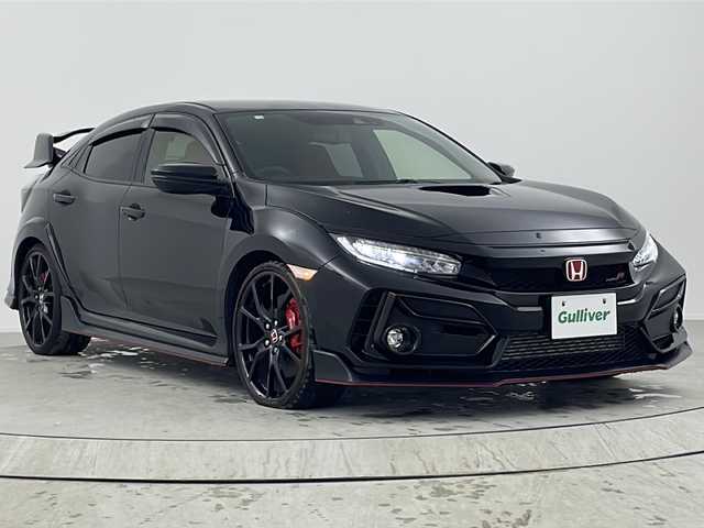 ホンダ シビック タイプR 熊本県 2020(令2)年 1.9万km クリスタルブラックパール 純正ナビ(VXM-214VFi)/CD/DVD/AM/FM/SD/BT/ホンダセンシング/・衝突軽減ブレーキ（CMBS）/・歩行者事故低減ステアリング/・路外逸脱抑制機能/・アダプティブクルーズコントロール（ACC）/・車線維持支援システム（LKAS）/・先行車発進お知らせ機能/・オートハイビーム/・標識認識機能/純正無限エアロ/20インチアルミホイール/アイドリングストップ/ドライブレコーダー/ステアリングスイッチ/電動格納ミラー/バックカメラ/フロアマット/サイドバイザー/ETC